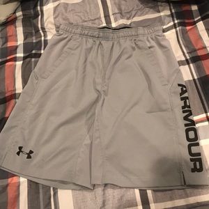 *Brand New mens Under Armour shorts*